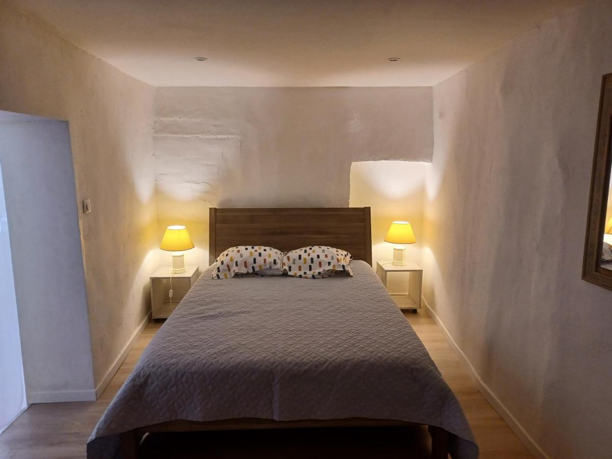 L'Horloge Apartment Aups Exterior photo